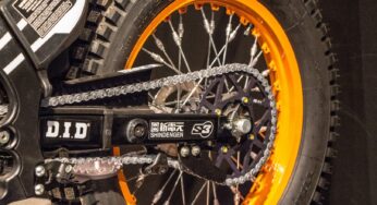 Manutenzione catena moto: il kit definitivo in offerta 2X1 per ripartire