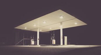 Prezzo della benzina oggi: in Italia solo fregature