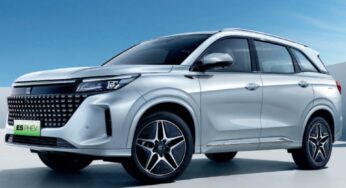 Prezzo DFSK E5 PHEV: un SUV plug-in da meno di 40.000 euro